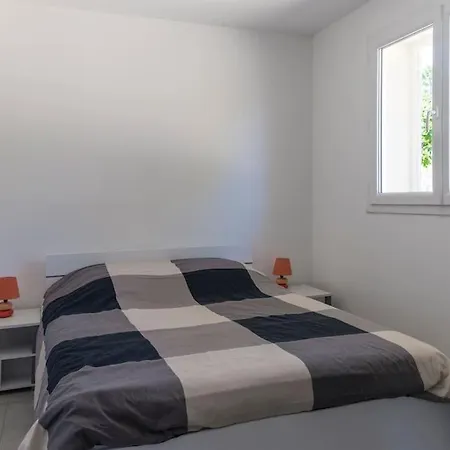 4 Personnes U Pinu, Piscine Partagée, 6 Kms De Vecchio Сasa de vacaciones