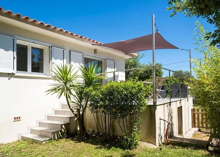 Сasa de vacaciones 4 Personnes U Pinu, Piscine Partagée, 6 Kms De Vecchio